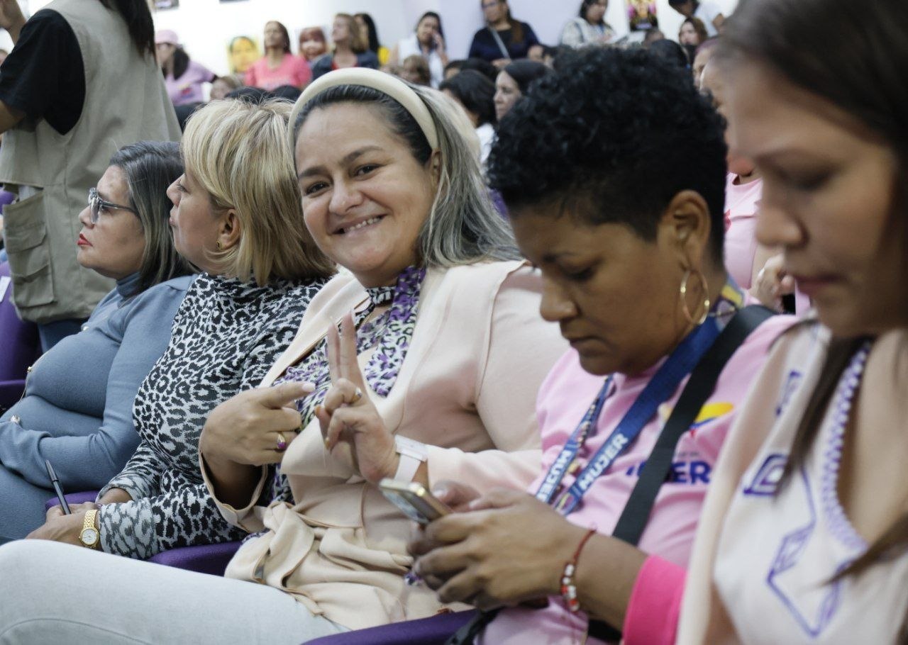 Así asumirán las mujeres la tarea de reestructuración y reingeniería del Gobierno